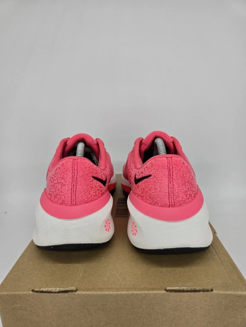 Nike women versair